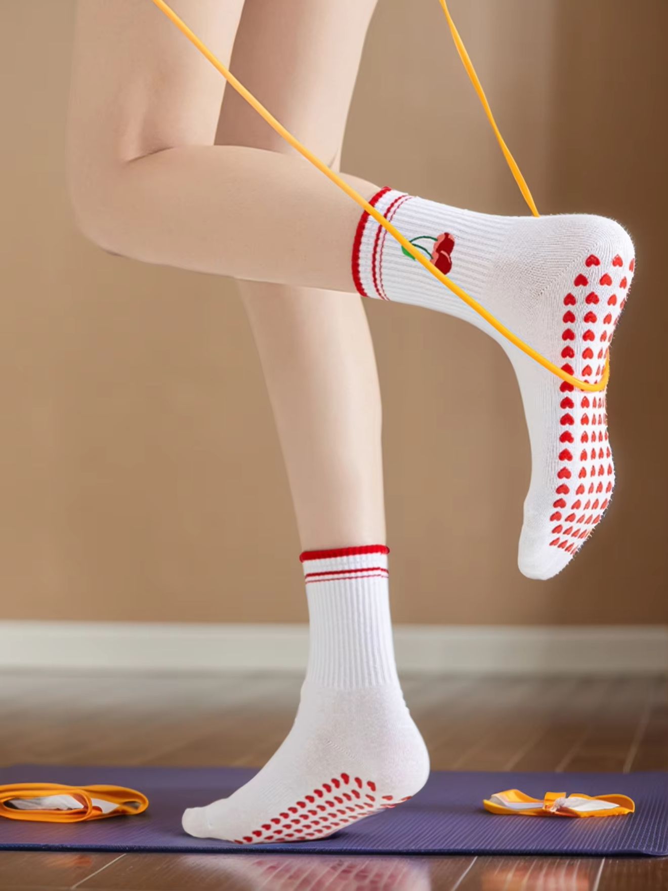 Pilates & Yoga En Talavera Raquel Díaz - 1組のクロスボーダープロフェッショナルヨガソックス、コットンストラップ付きシリコン滑り止めピラティスフィットネスダンスフロアソックス