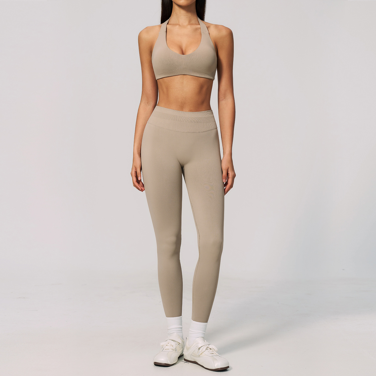 女性用シームレスリブ編み2ピースヨガセット ホルターブラ ス - Pilates Yoga Logo のレビューと価格