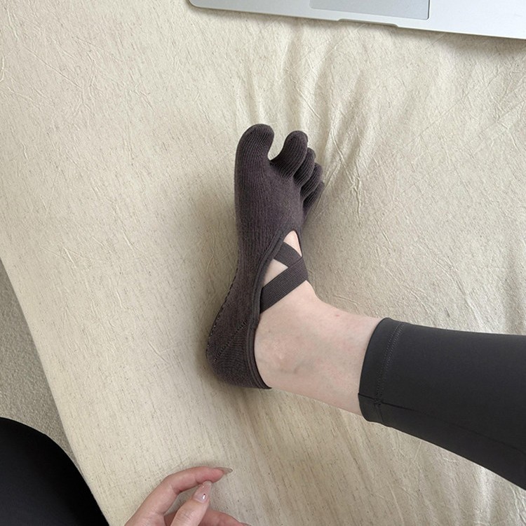 女性用クロスストラップ5本指ヨガソックス滑り止めシリコングリ - Home Pilates Yoga のレビューと価格